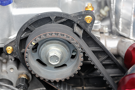 What is the difference between cambelt and timing chain